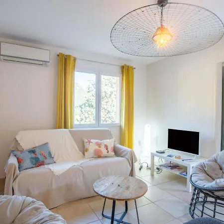 Prázdninový dům Les Restanques Du Vallon By Interhome Le Lavandou