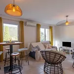 Les Restanques Du Vallon By Interhome Le Lavandou