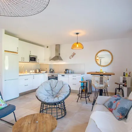 Les Restanques Du Vallon By Interhome * Le Lavandou