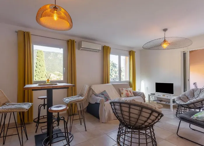 Les Restanques Du Vallon By Interhome Le Lavandou